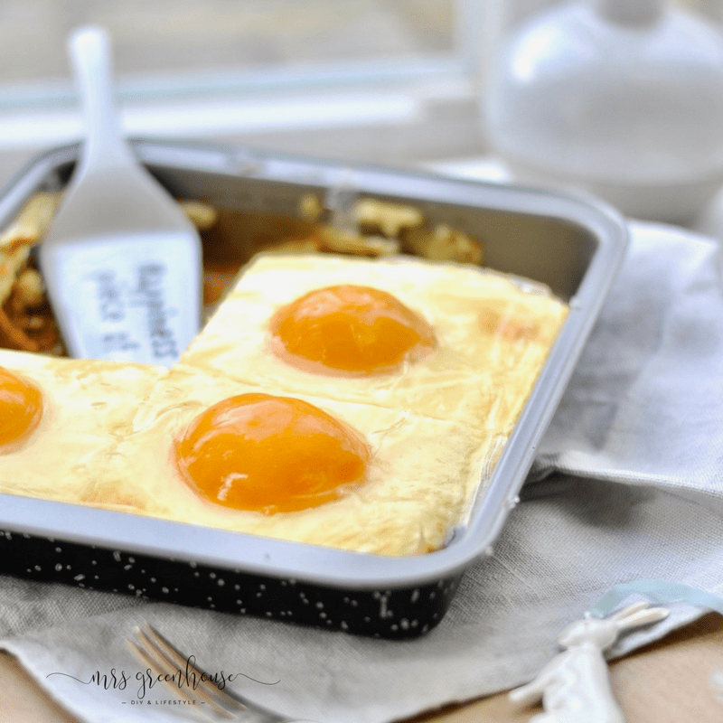 Ein Spiegeleierkuchen zum Osterfest selbstgebacken mit Rezept