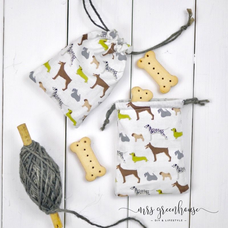 DIY für einen kleinen Leckerliebeutel für den Hund