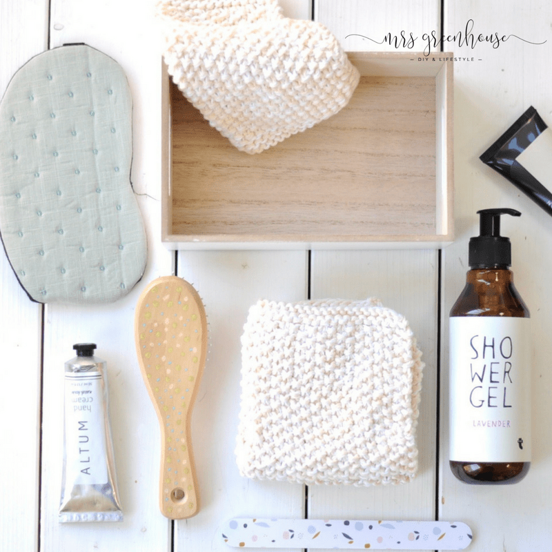 Eine Holzbox verzieren