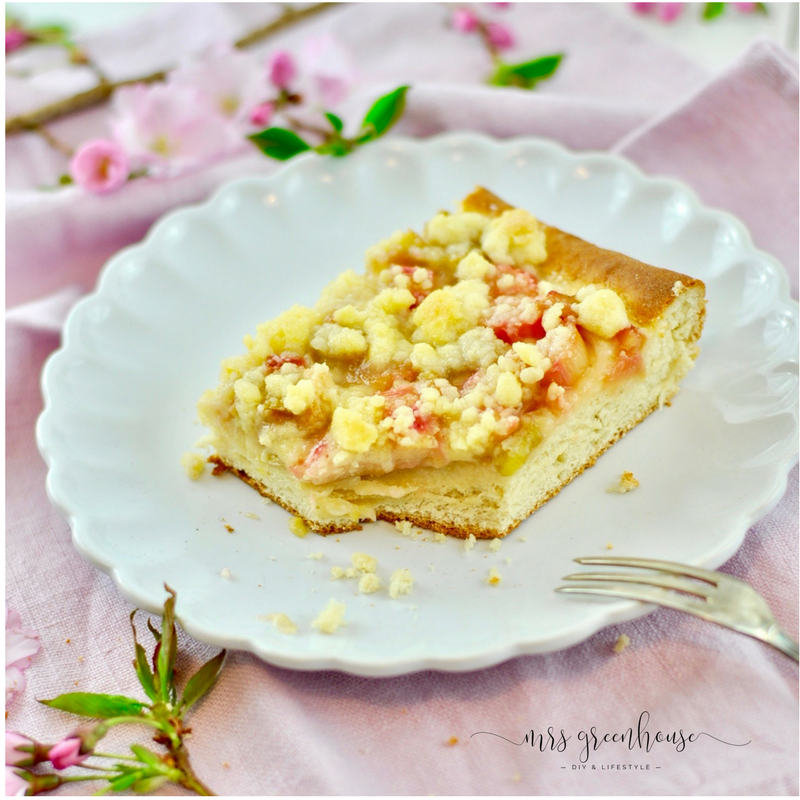 Rhabarberkuchen mit Streuseln - mein Lieblingsrezept