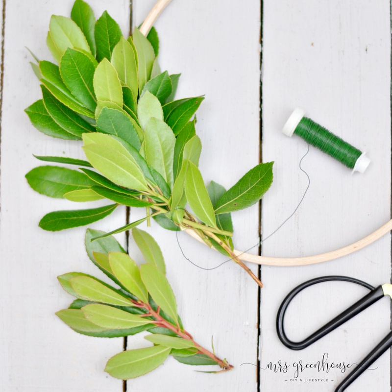 Skandinavischer Blumenkranz