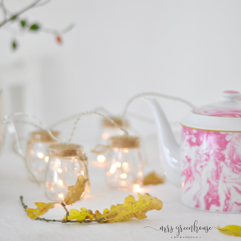 Apfel Crumble mit Wallnüssen und marmorierter Kürbis