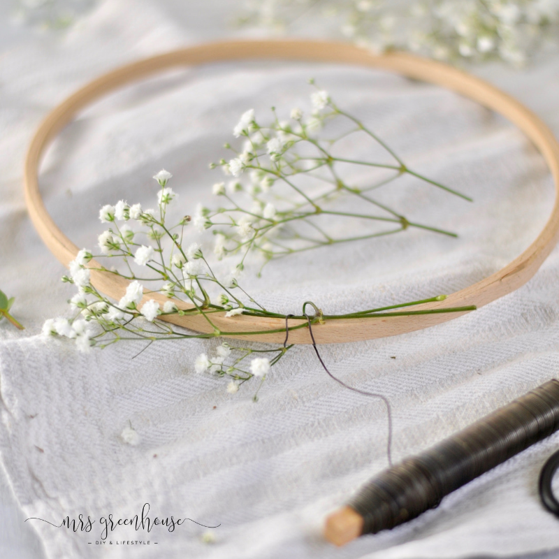 Blütenkranz mit Schleierkraut