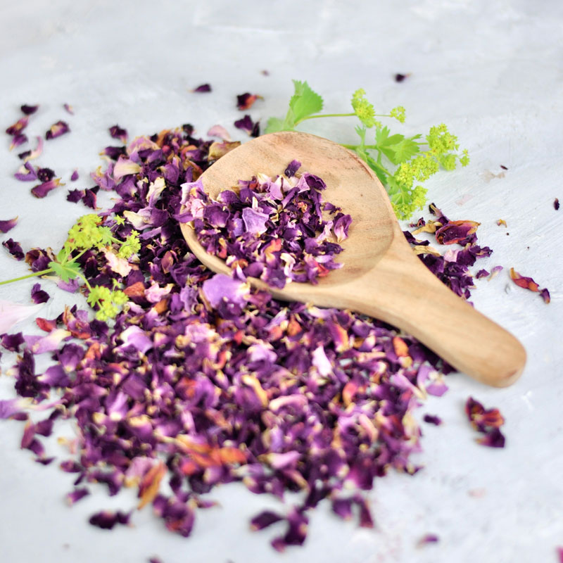 getrocknete Rosenblüten