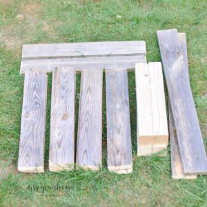 Palettentisch für den Garten selber bauen mit Anleitung mrsgreenhouse