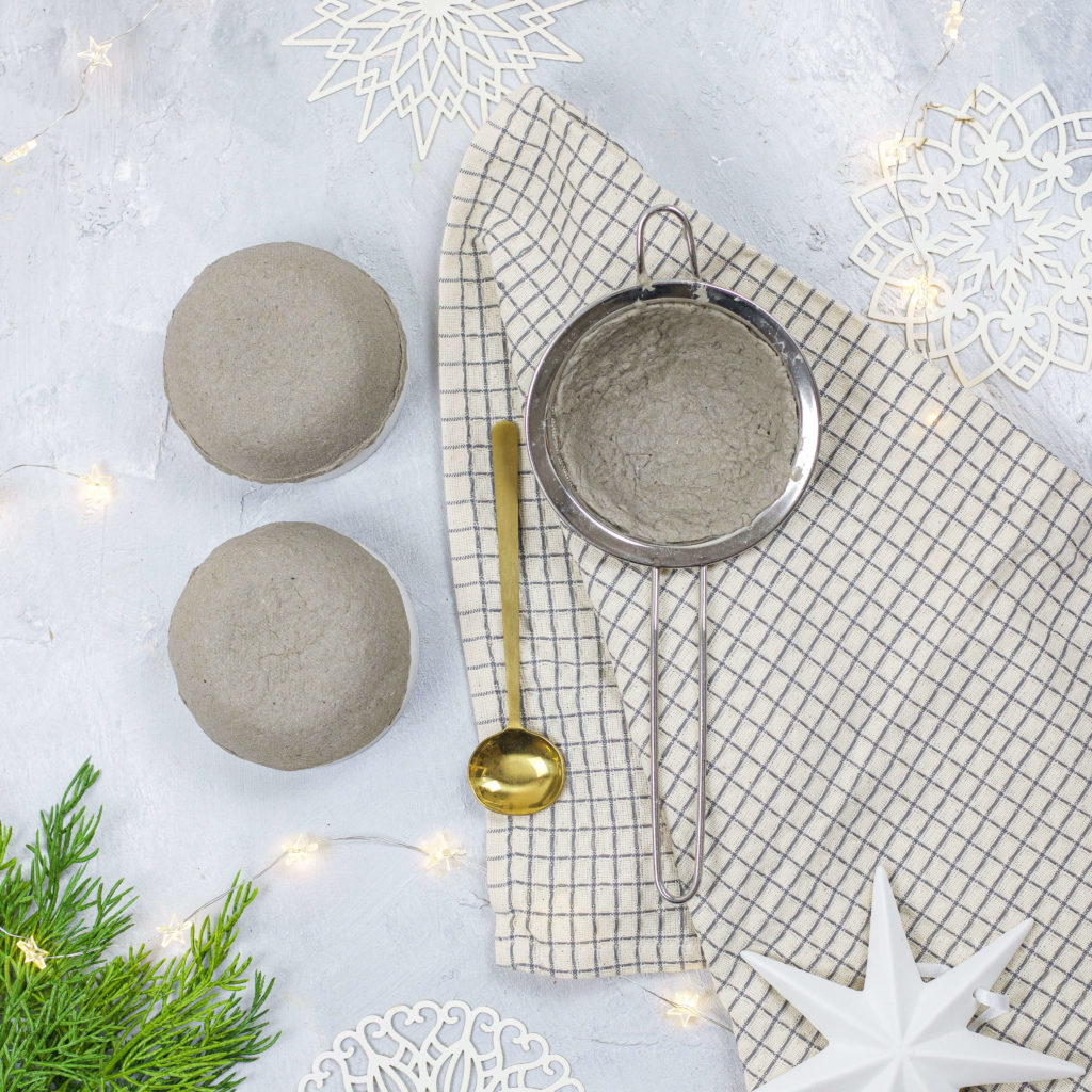 Schalen aus Pappmaché