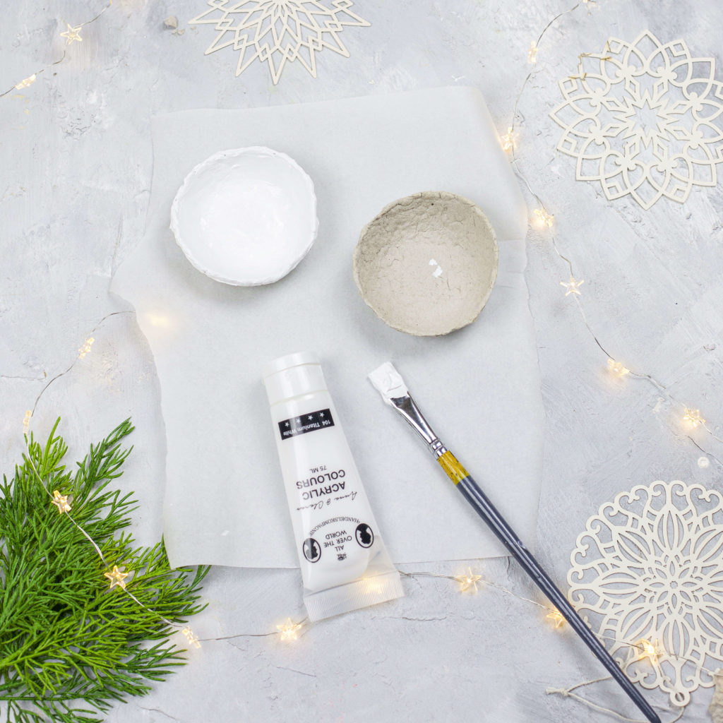 Pappmaché Schalen anmalen