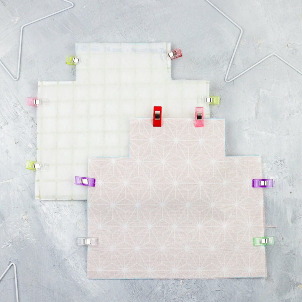 Stoff mit Stoffklammern zusammenhefte