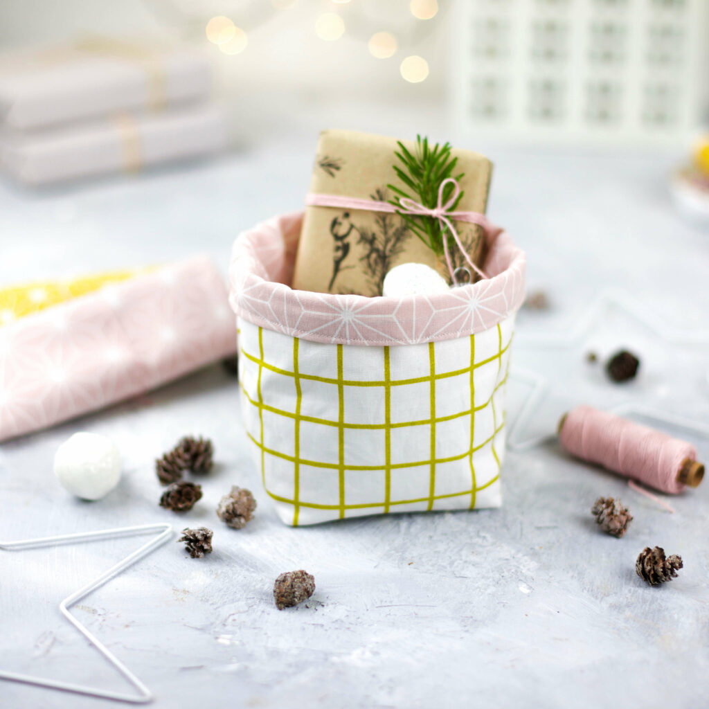 Utensilo auf Stoff nähen