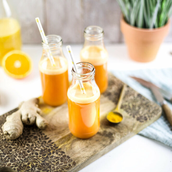 Smoothie mit Orangen und Ingwer