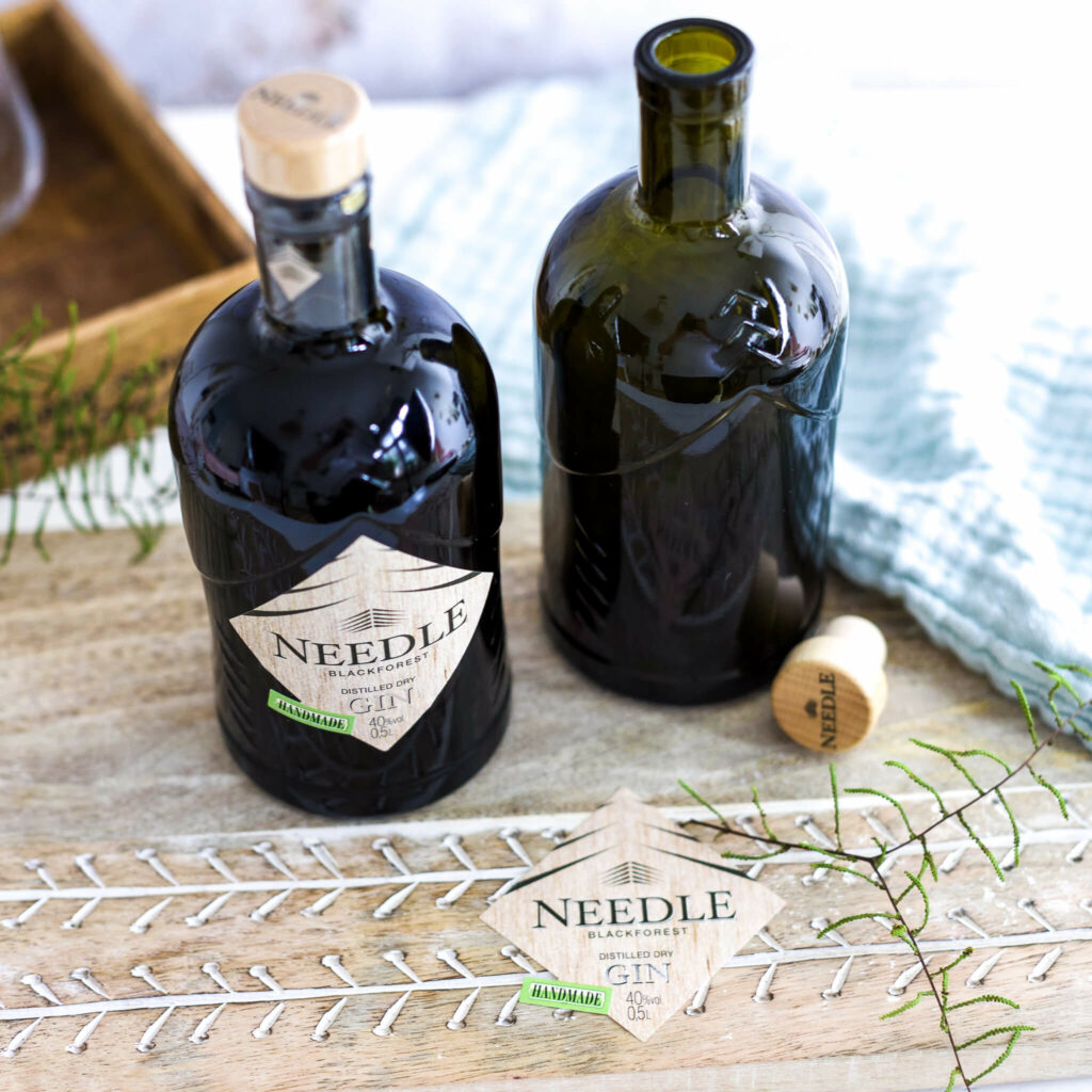 Etiketten von Flasche entfernen 