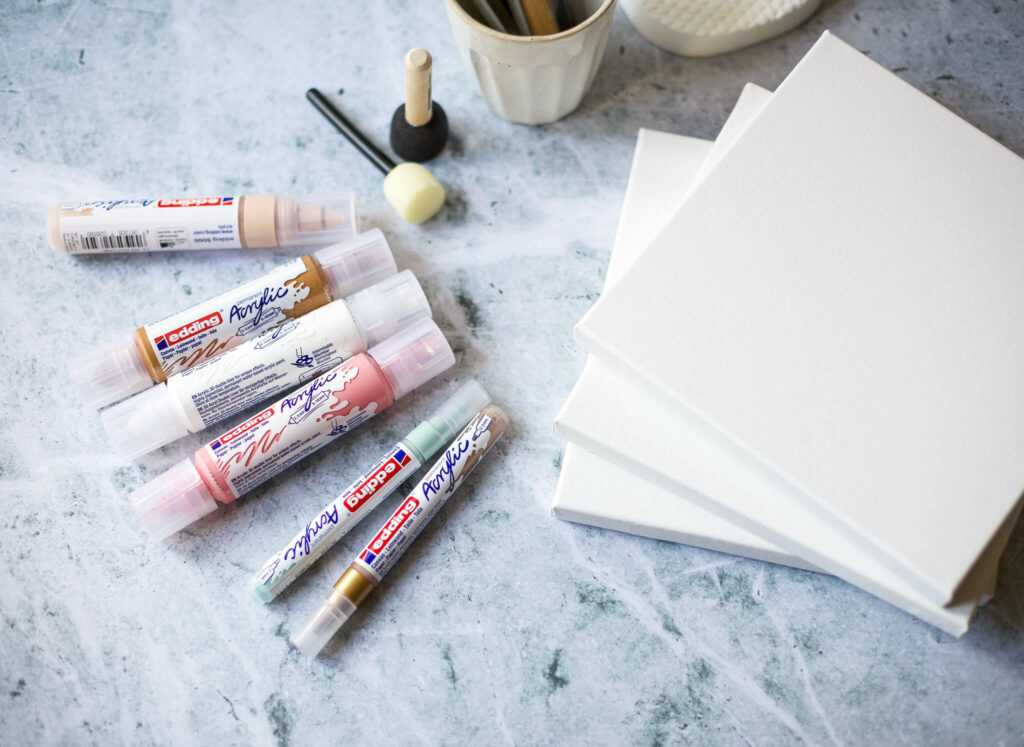 acrylmalerei auf Leinwand mit edding