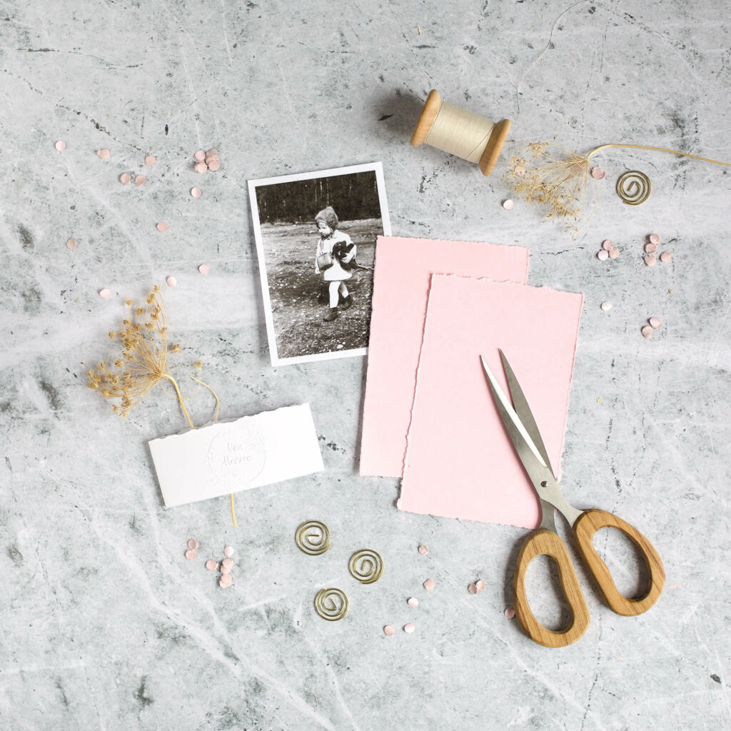 Papierideen mit der Prägezange