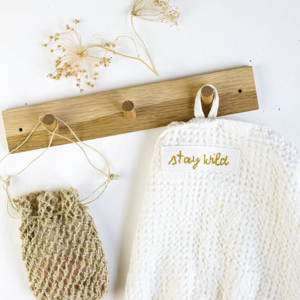 Schriftzug auf Handtuch nähen