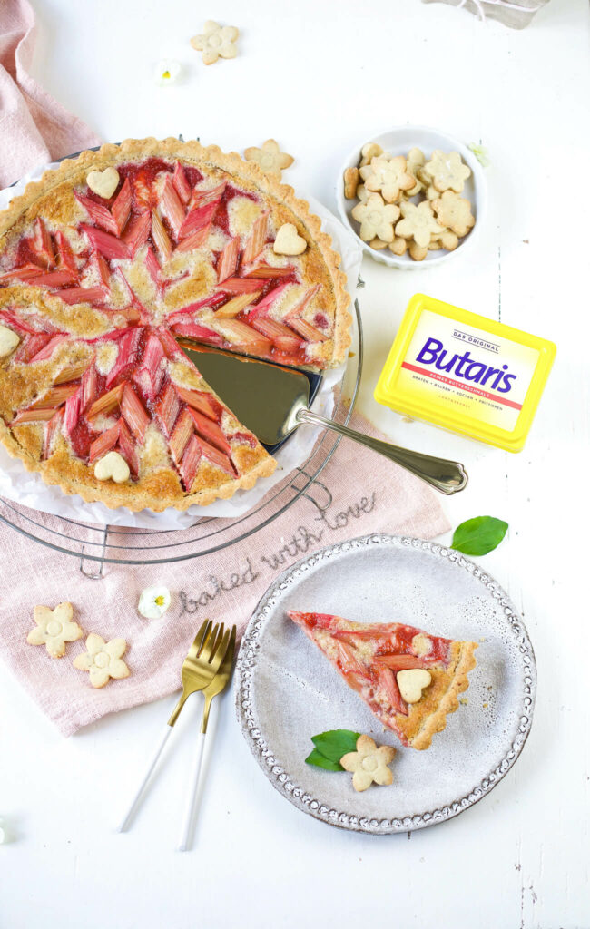 Rhabarber Tarte mit Rautenmuster