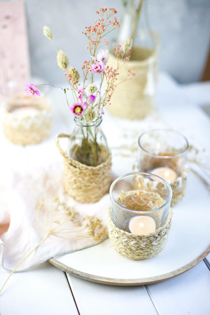 Boho Windlicht und Vasen aus Naturbast die