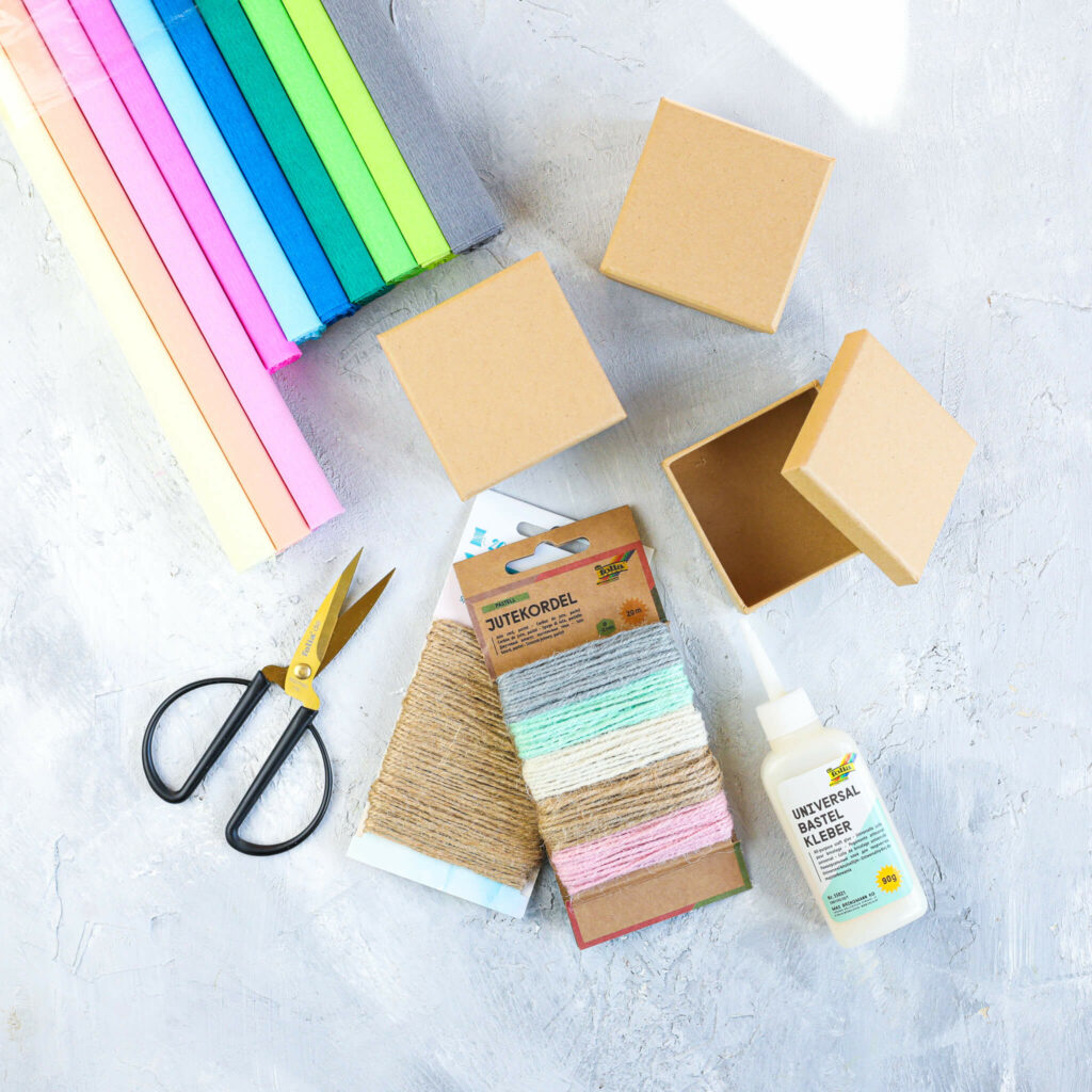 Bastelmaterial Folia für Papierblumen aus Krepppapier