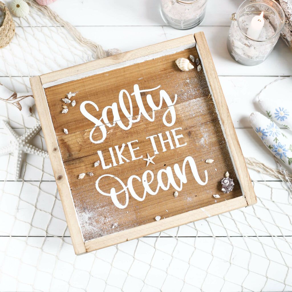 Tablett im Beach House Style mit dem Plotter verzieren