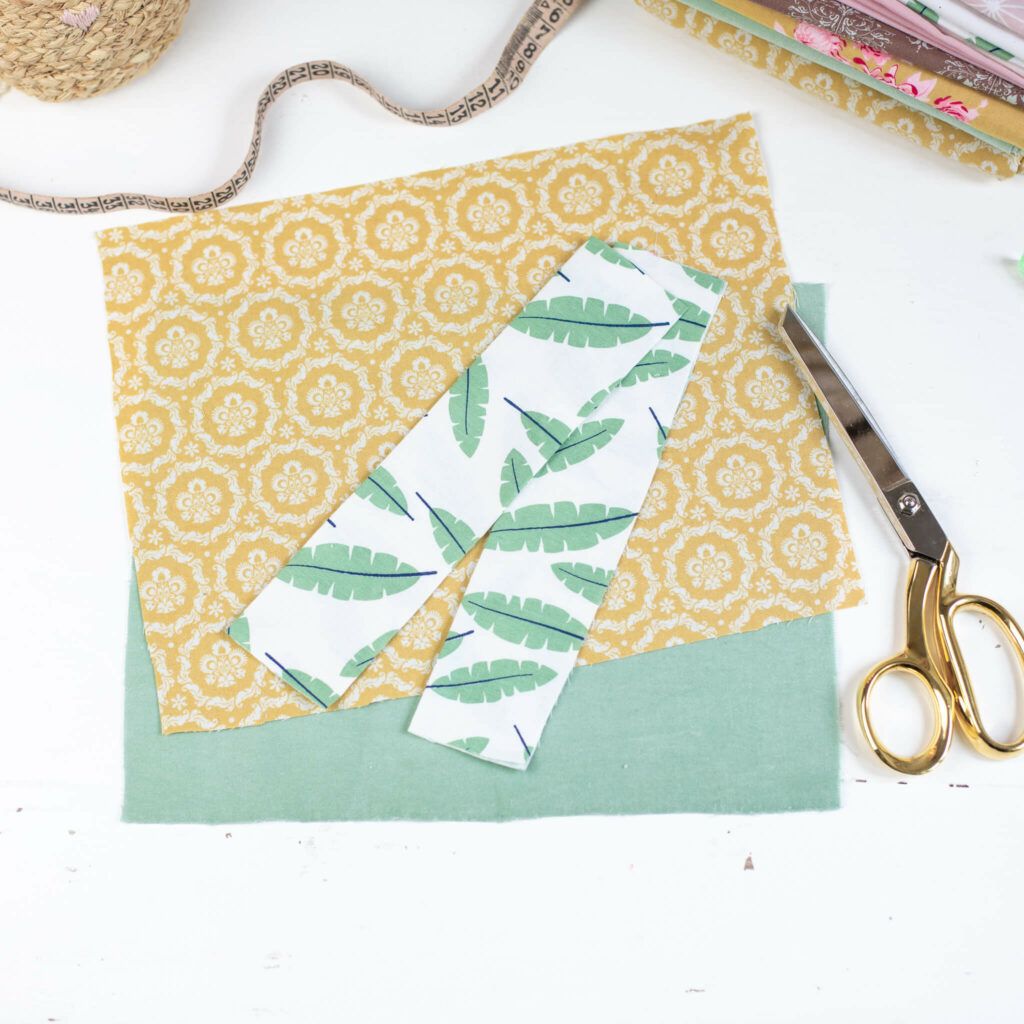 Stoffzuschnitt für Buchhülle