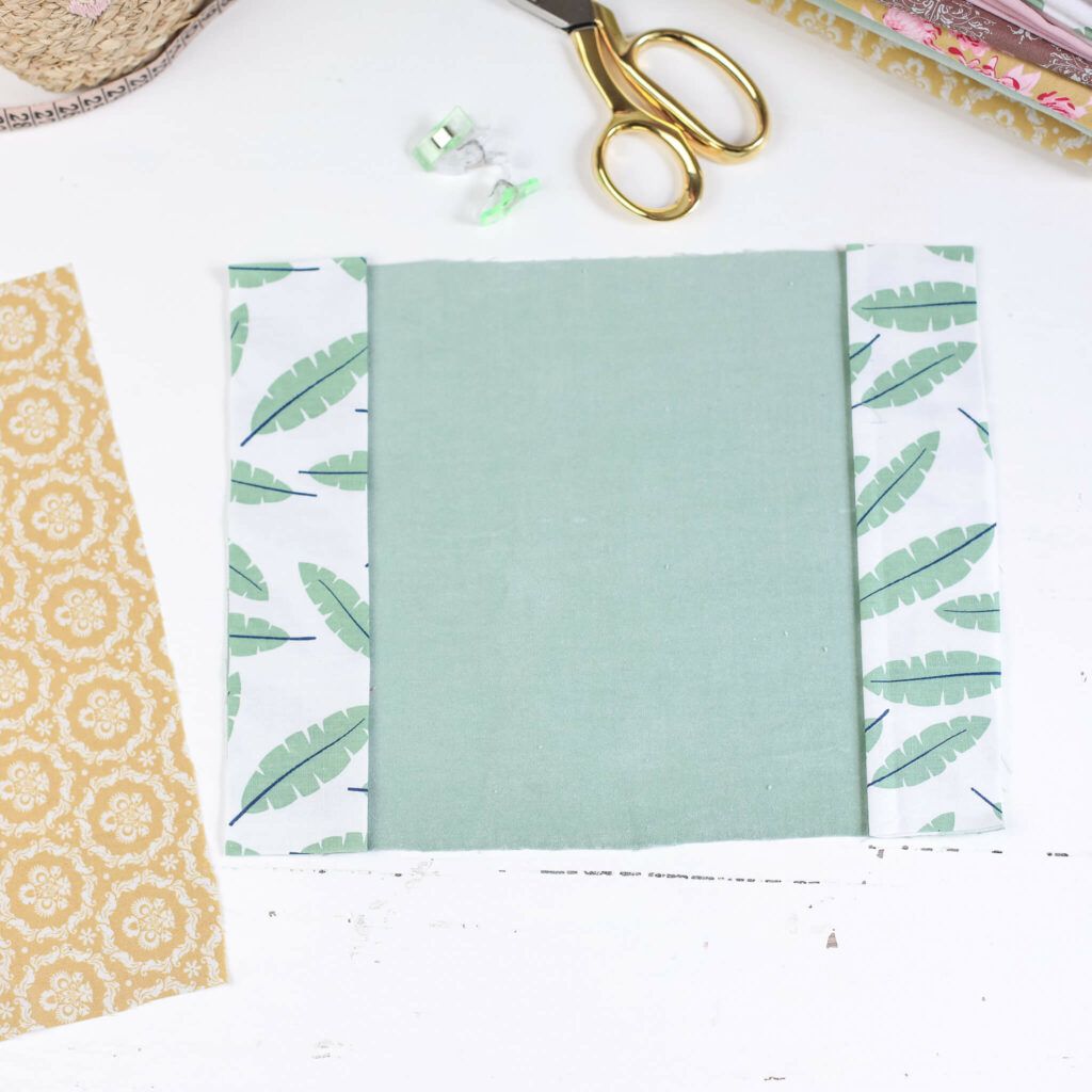 Stoffteile zusammenstecken