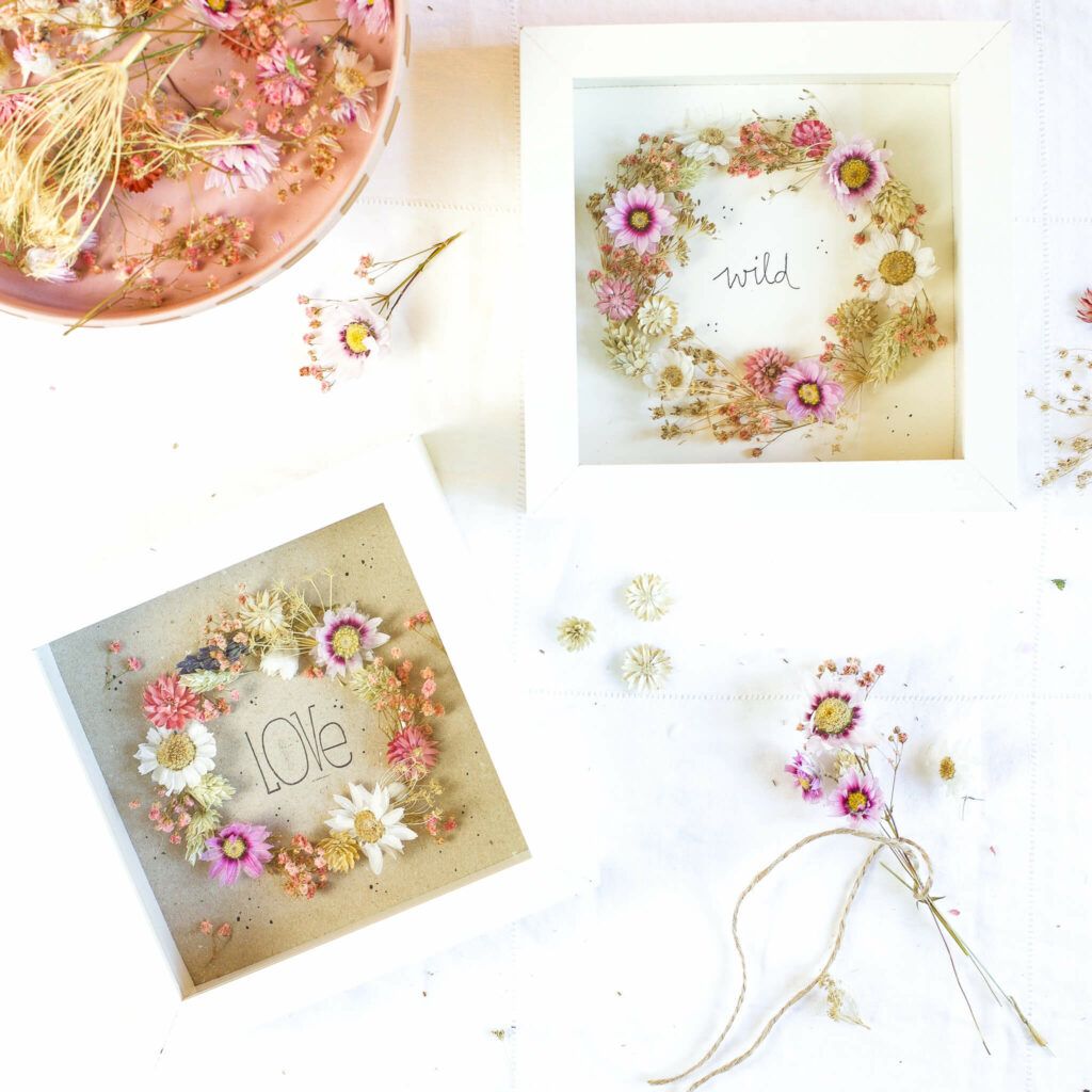 Trockenblumen Kranz im Bilderrahmen