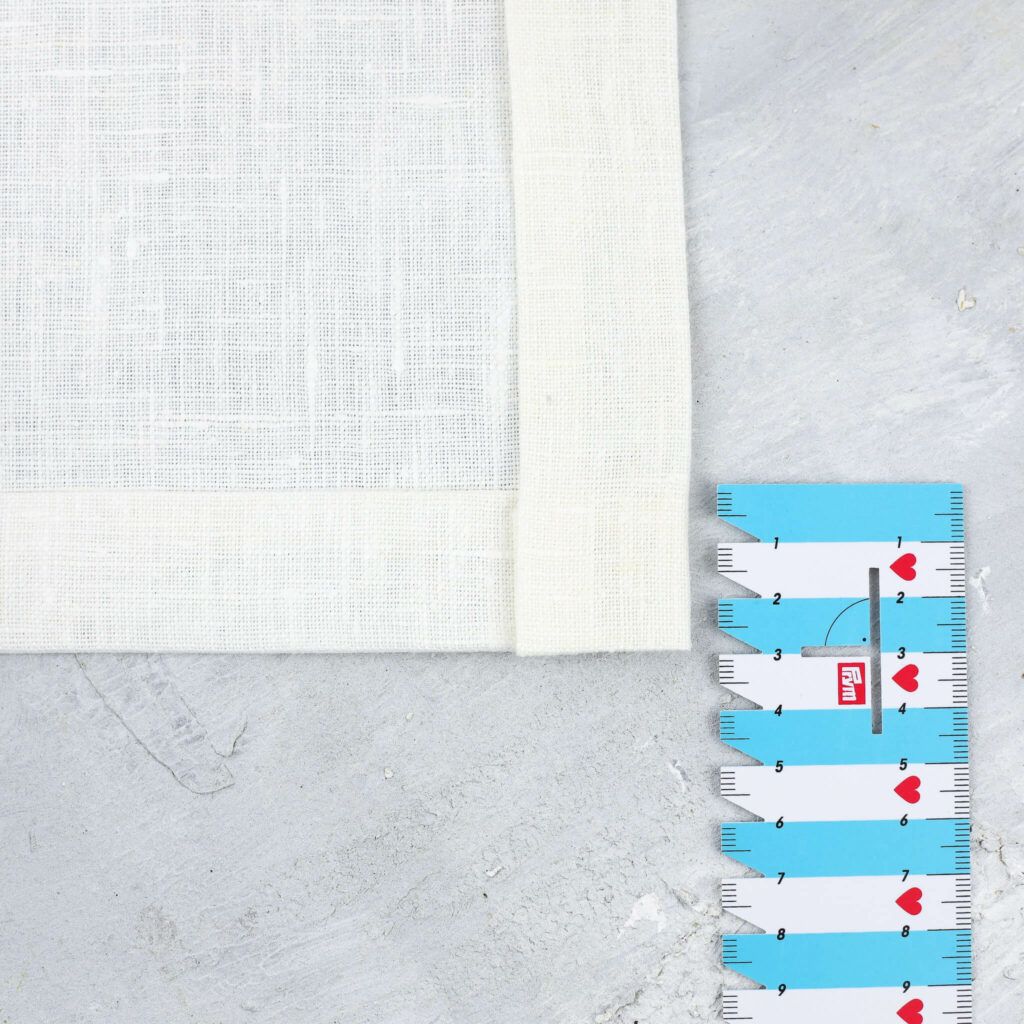 Umschlag für Briefecke umbügeln