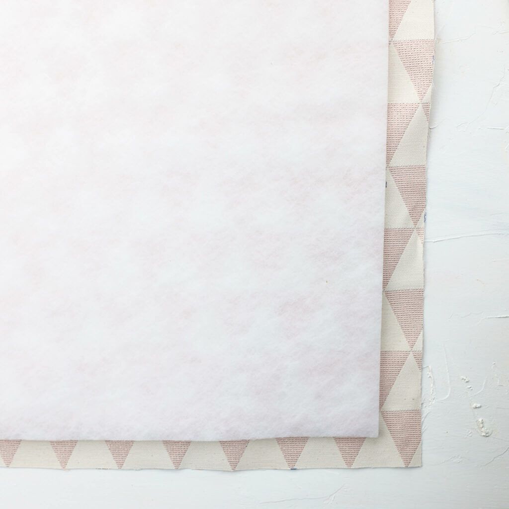 Stoffe übereinanderlegen