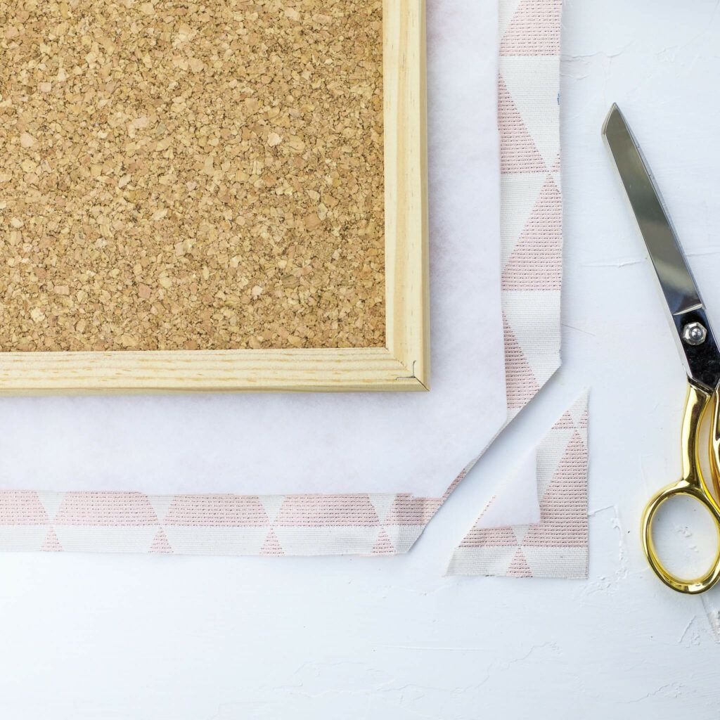 Ecken abschneiden für Memoboard aus Stoff