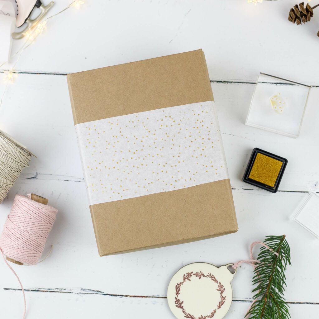 Geschenkbox weihnachtlich verpacken