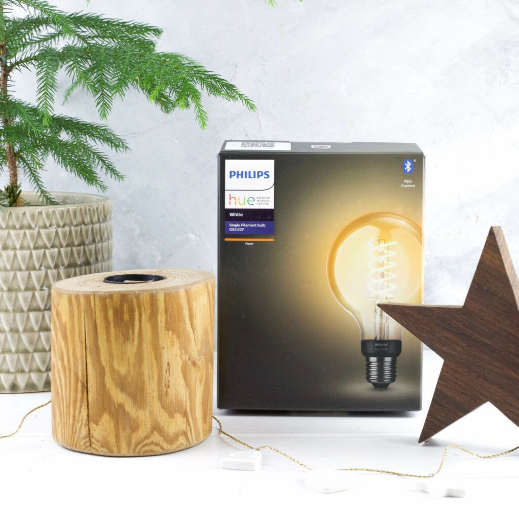 Philips Hue Bulb und Holzsockel Gewinnspiel