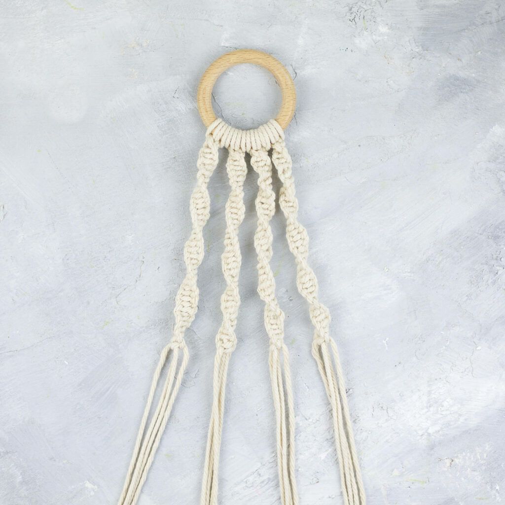 Makramee Wandregal mit Kreuzknoten Anleitung mrsgreenhouse