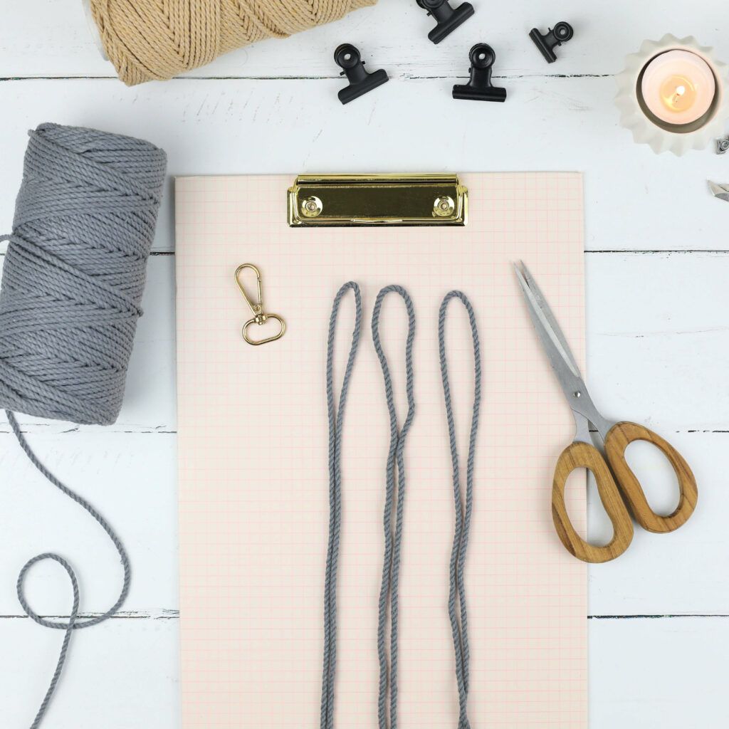 Schnüre für geflochtenen Schlüsselanhänger