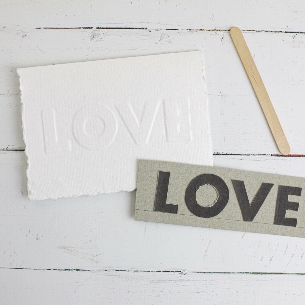 Papier prägen für Karten