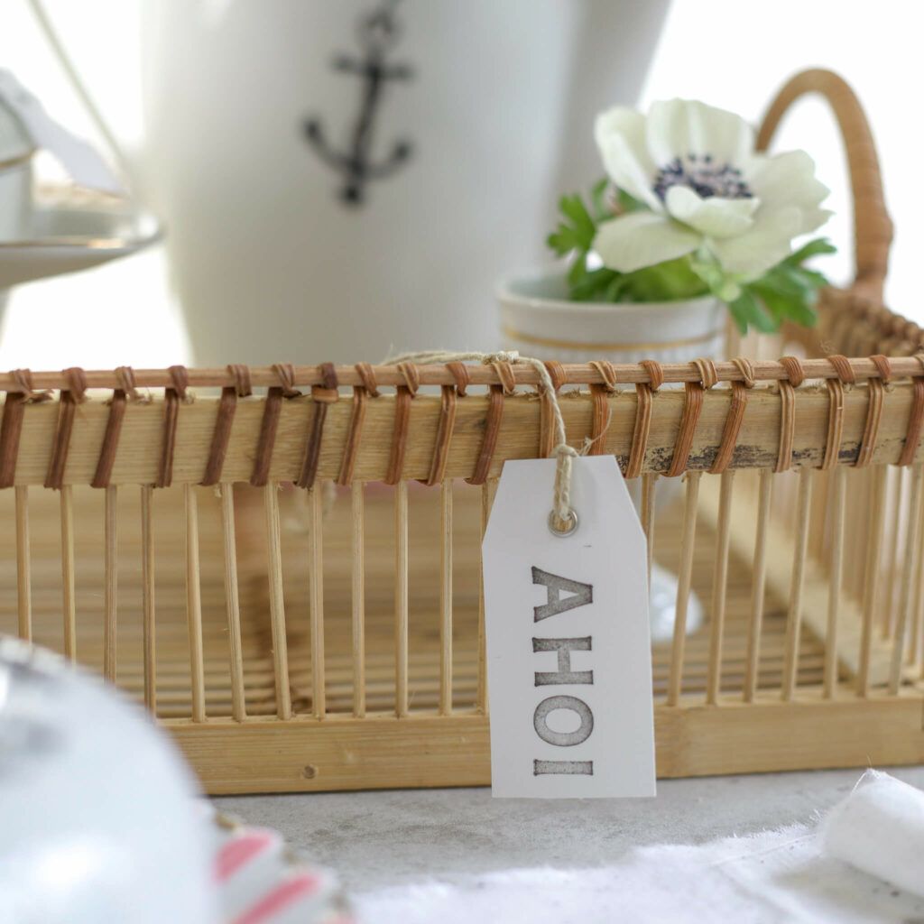 Porzellan mit maritimen Motiven bemalen