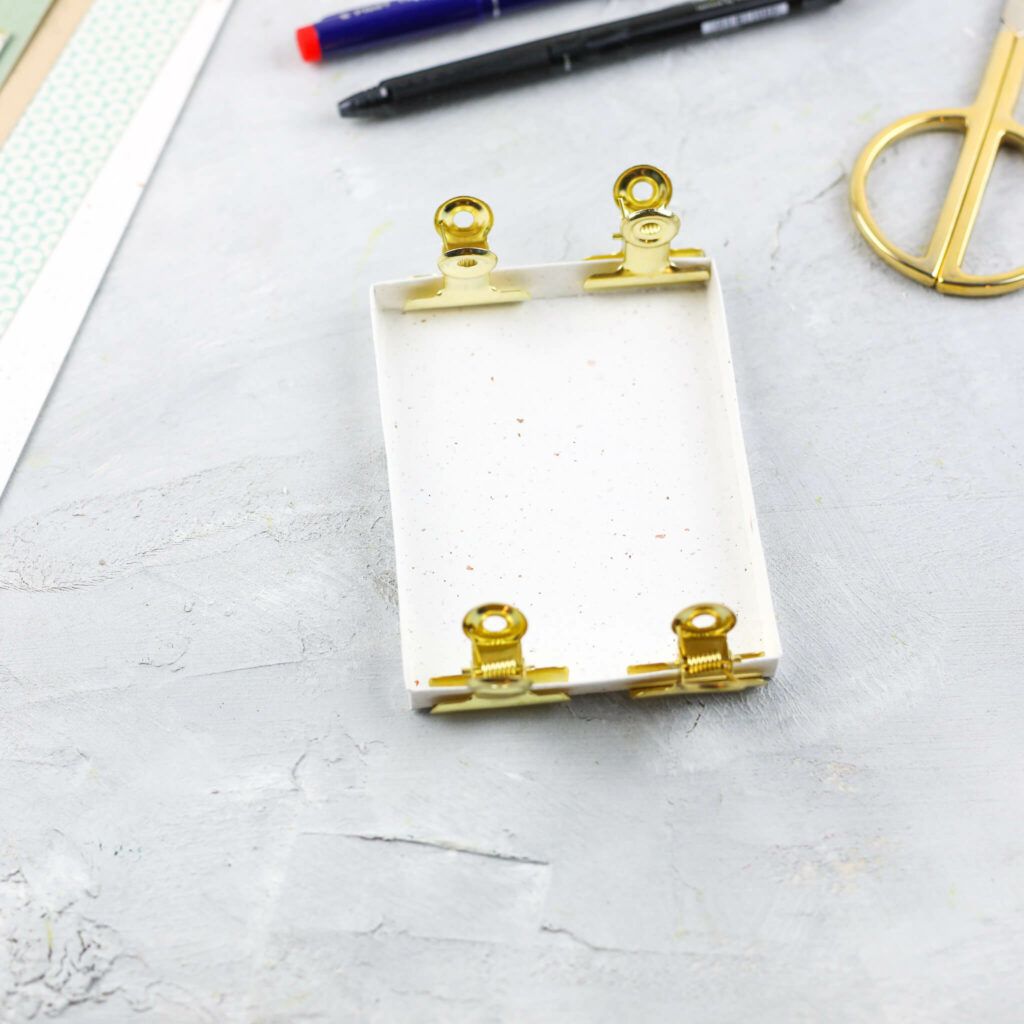 kleine Box aus Papier falten