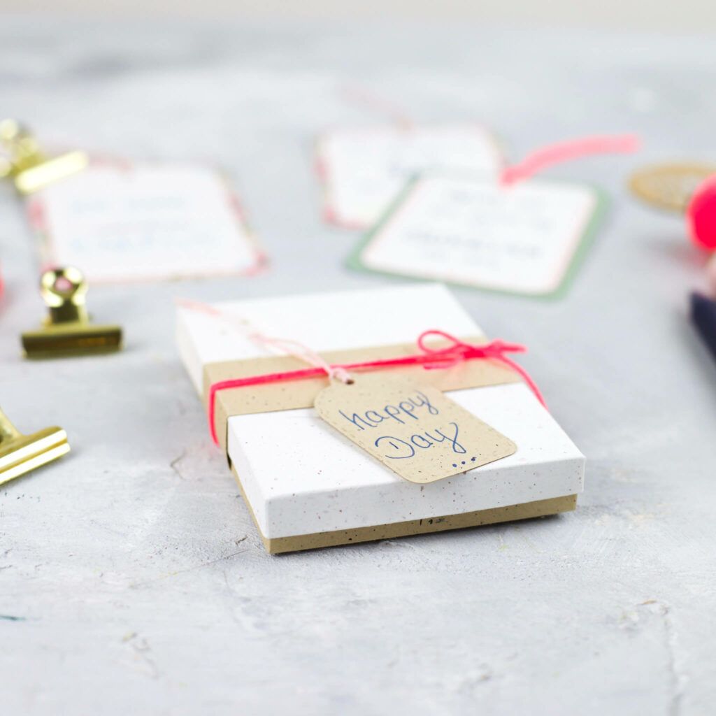 Box aus Papier für Affirmationskarten basteln