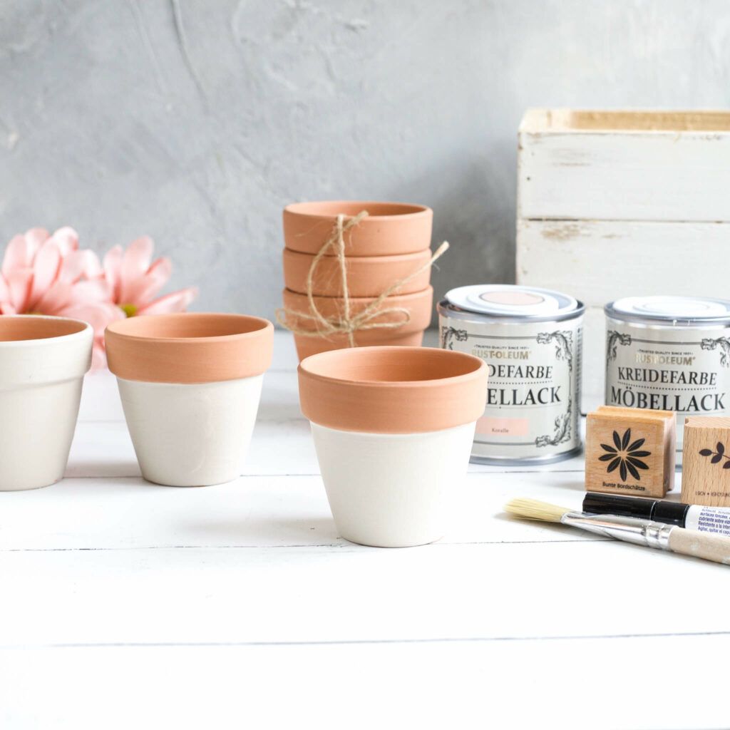 Tontöpfe mit Kreidelack bemalen