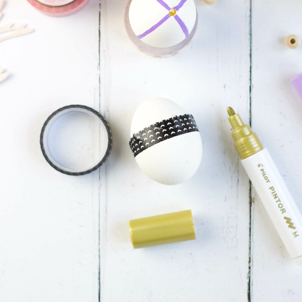 Ostereier mit Markern bemalen