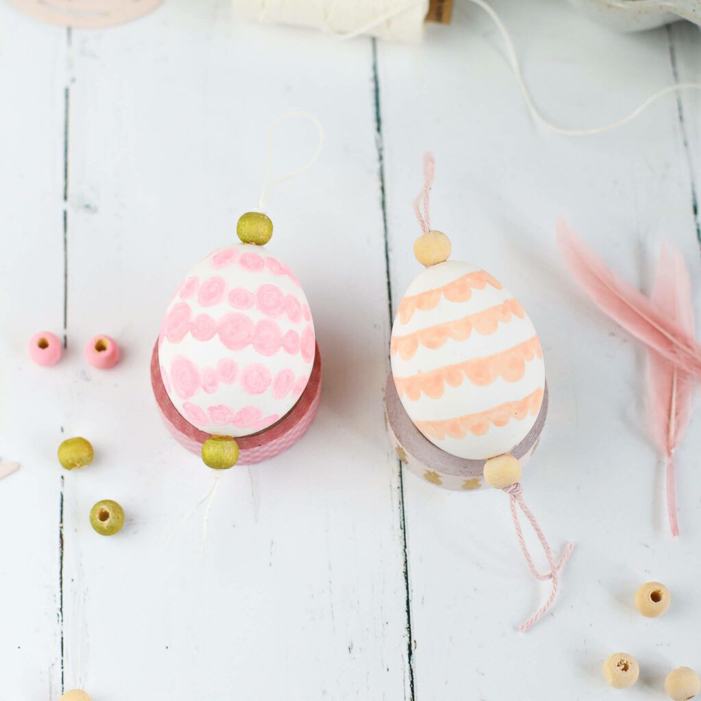 Ostereier mit Markern bemalen