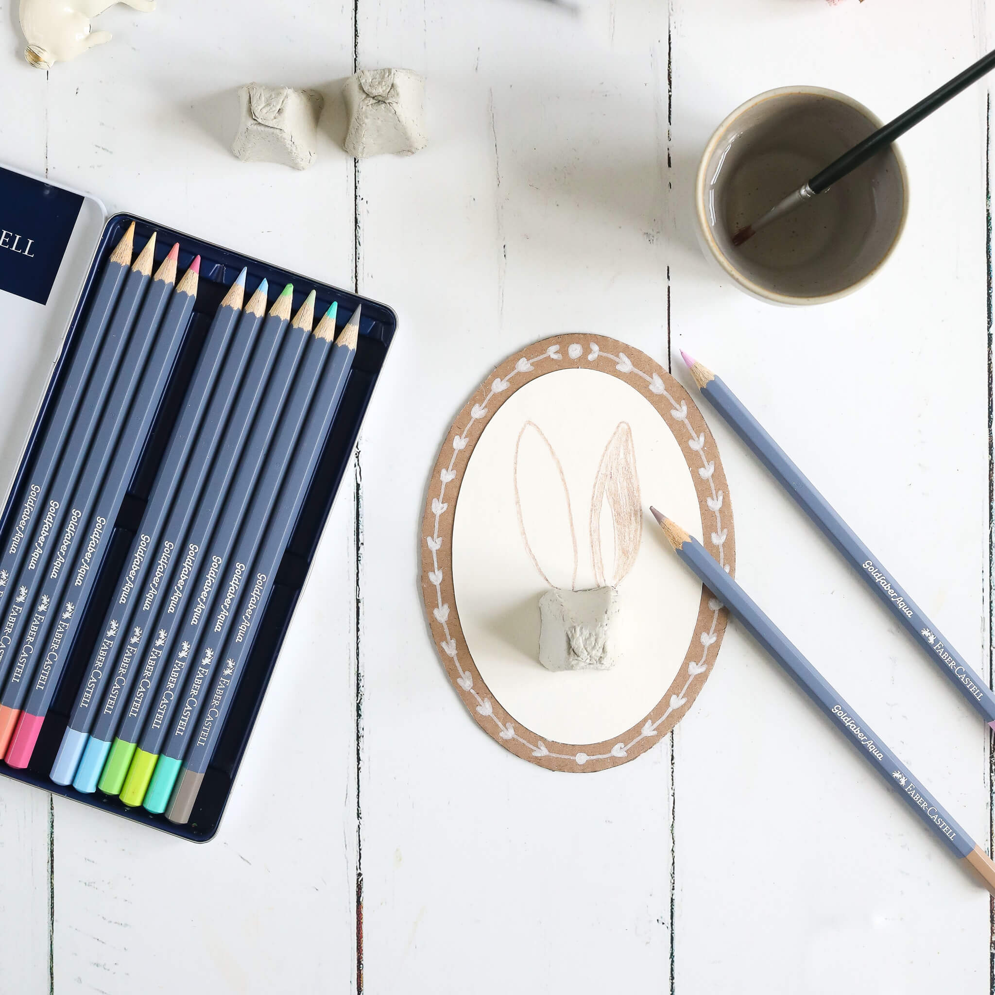 Hasenohren mit Aquarellstiften malen