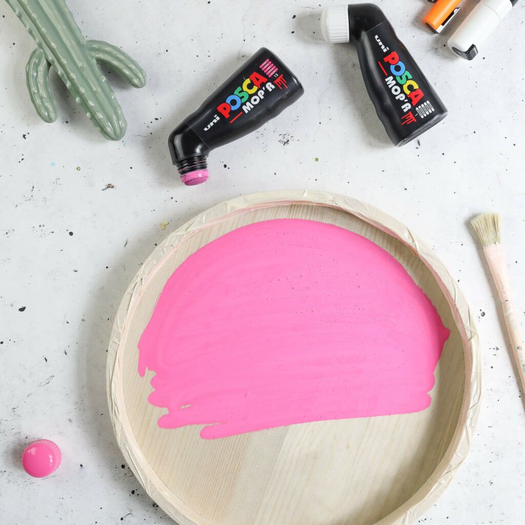 Tablett im Farbverlauf anmalen