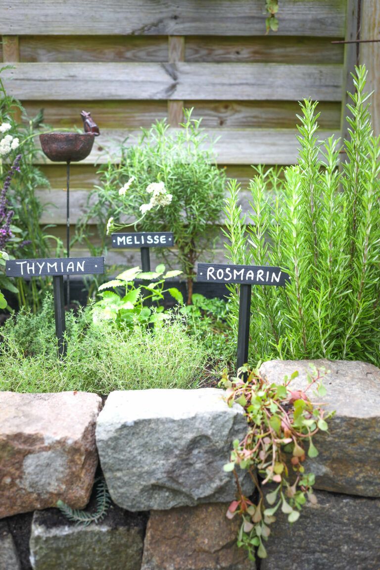 Kräuterbeet Ideen und DIY Gartenstecker Mrs Greenhouse DIY Blog mit