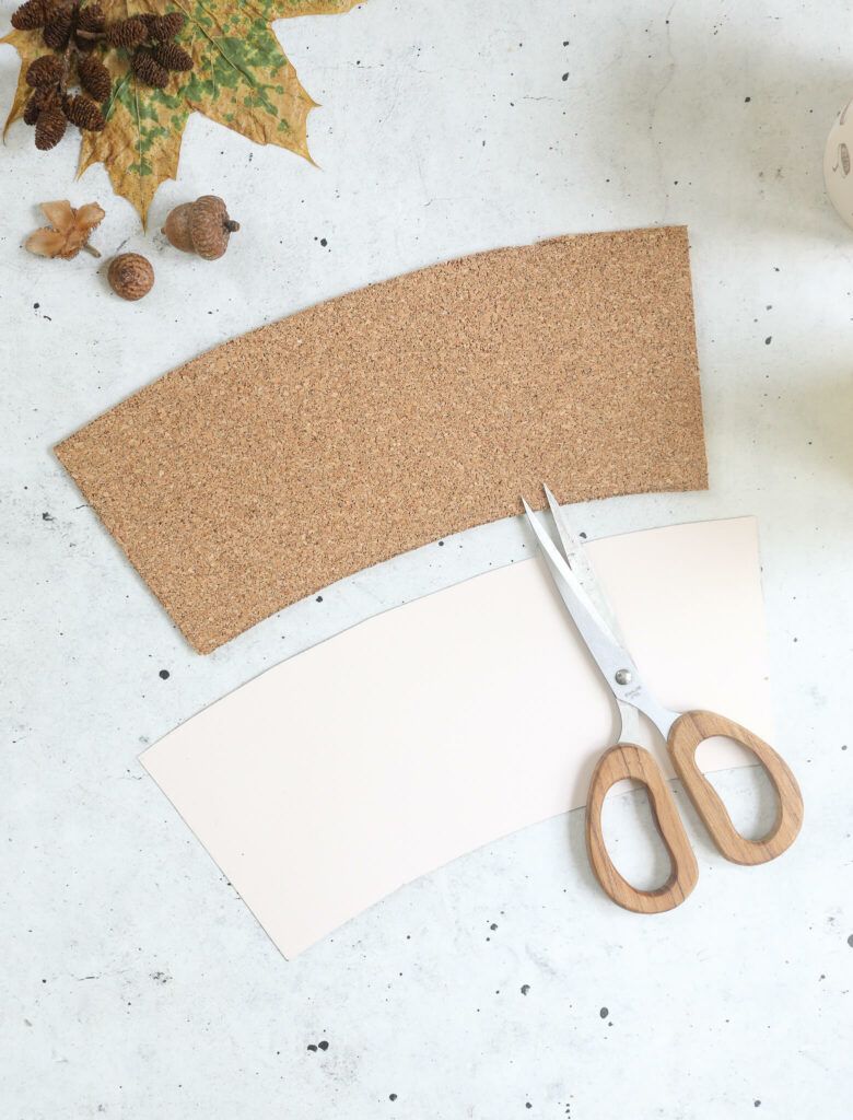Korkplatte für Aufbewahrungsdose ausschneiden