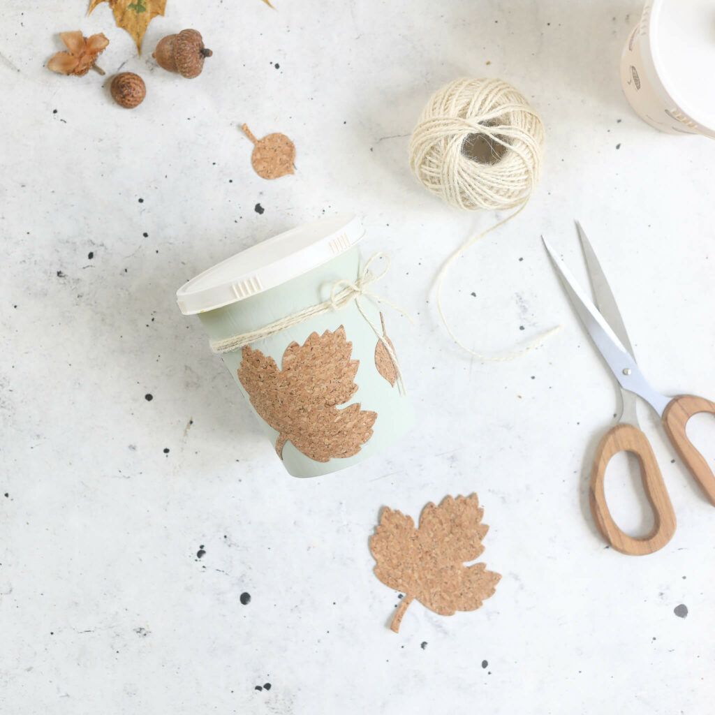 Herbstblätter Motive auf Dose kleben