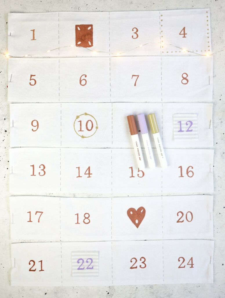 Motive auf Taschen aufmalen für Adventskalender 