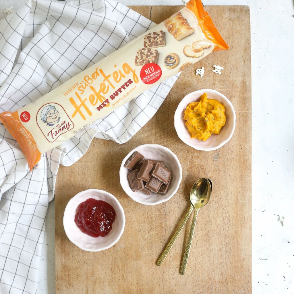 Weckgespenster aus Hefeteig