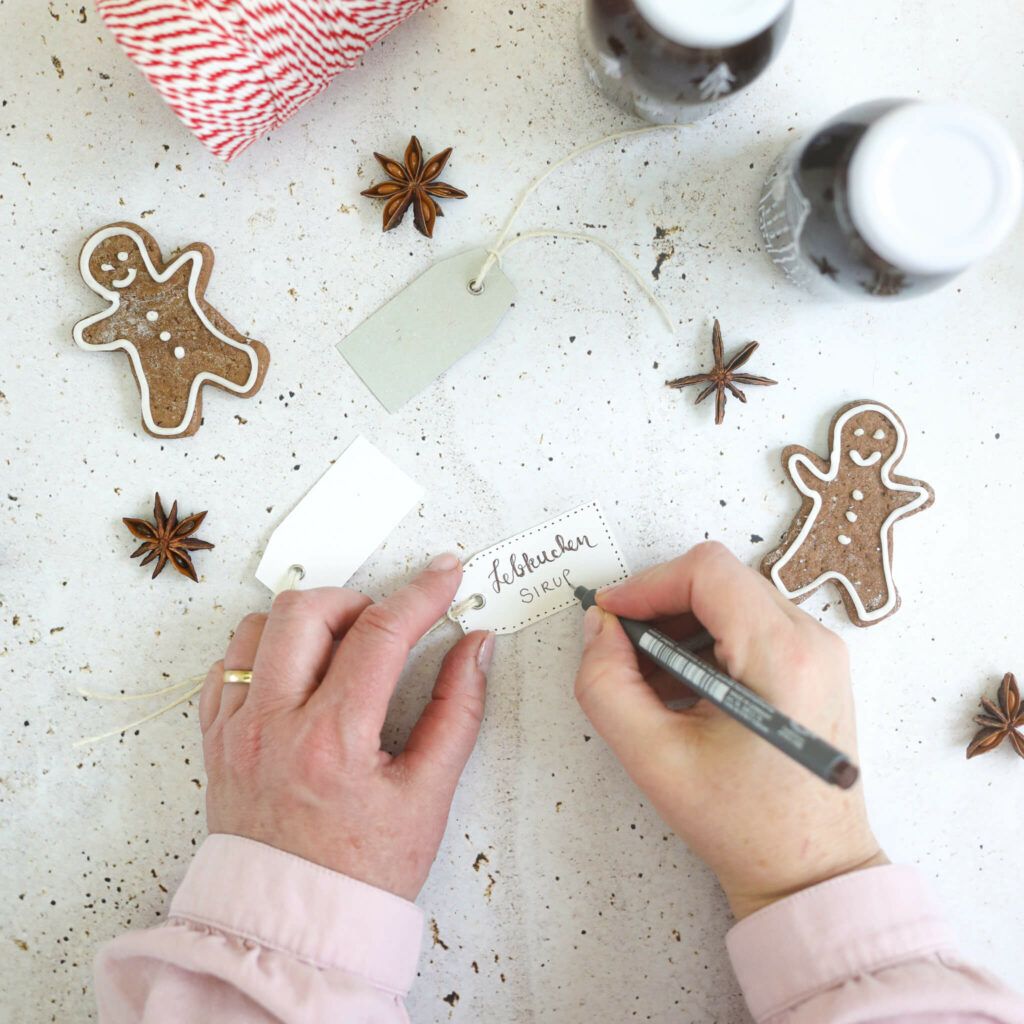 Anhänger zeichnen für Lebkuchensirup