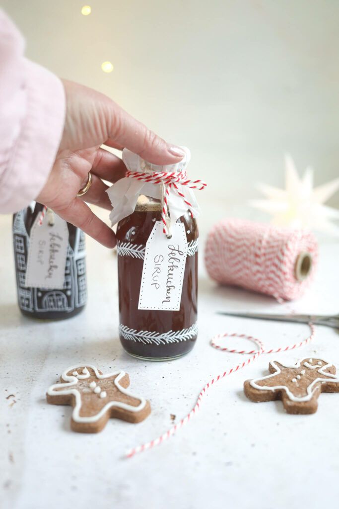 Selbstgerechter Lebkuchensirup für Kaffee