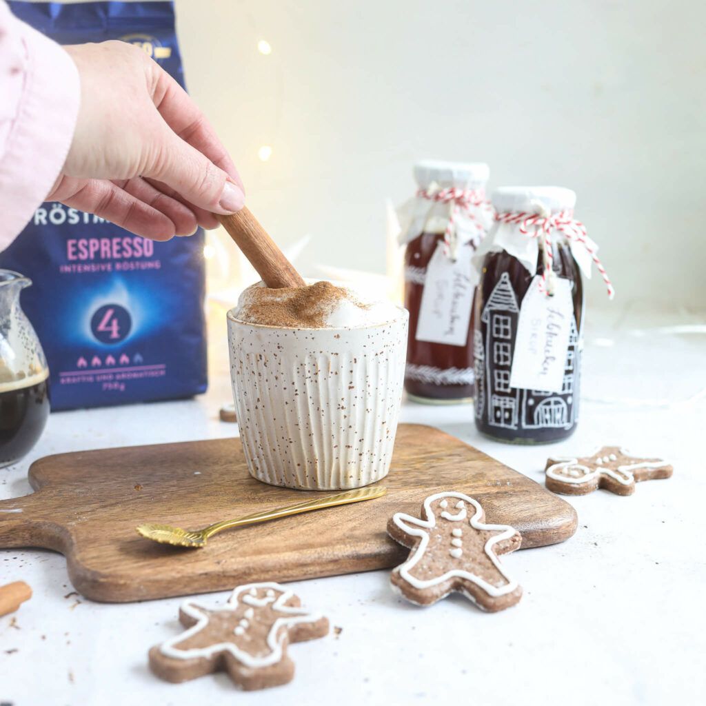 Lebkuchensirup für Kaffee selber machen