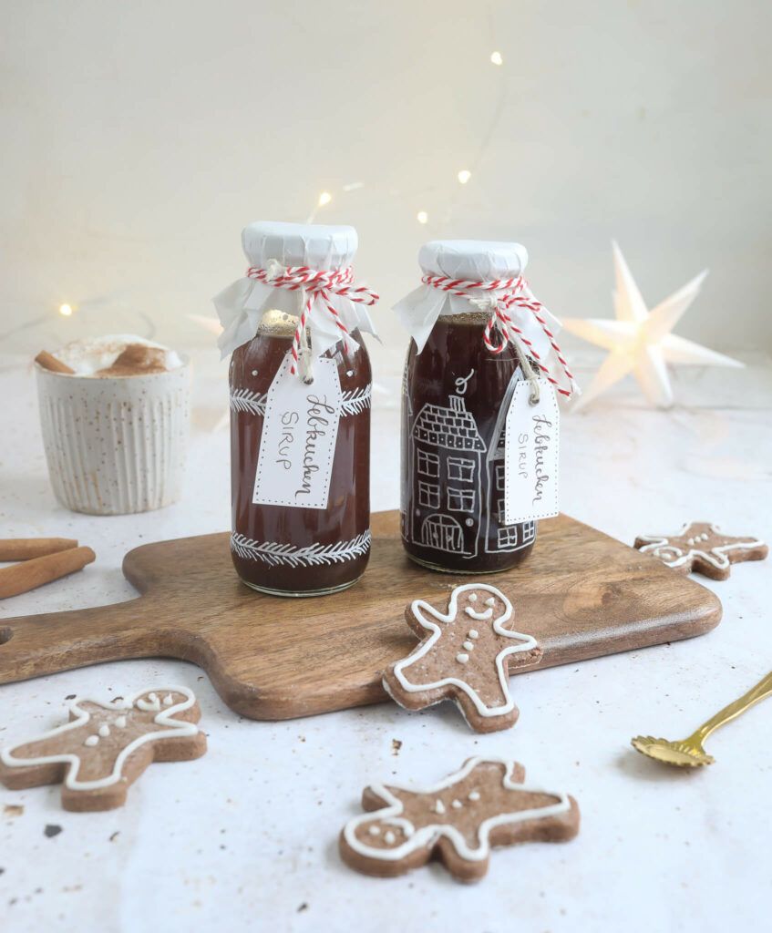 Selbstgerechter Lebkuchensirup für Kaffee